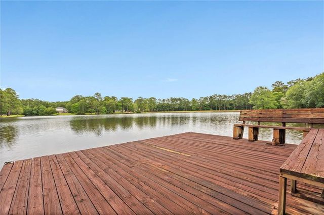 3991 Lakefront Drive W, Mobile, AL 36695