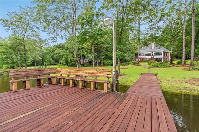 3991 Lakefront Drive W, Mobile, AL 36695