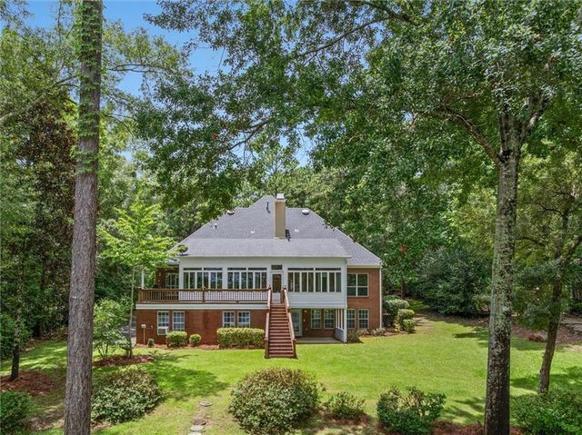 3991 Lakefront Drive W, Mobile, AL 36695