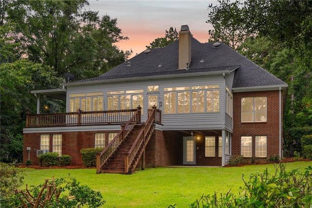 3991 Lakefront Drive W, Mobile, AL 36695