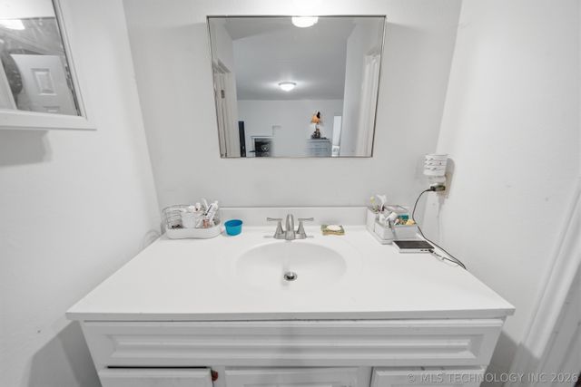 14209 E 37th Place, Tulsa, OK 74134