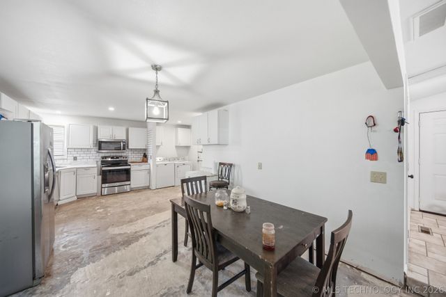 14209 E 37th Place, Tulsa, OK 74134