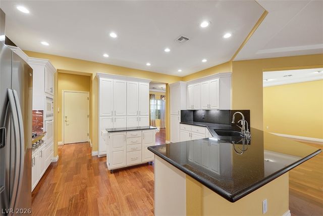 2842 Winslow Springs Drive, Henderson, NV 89052