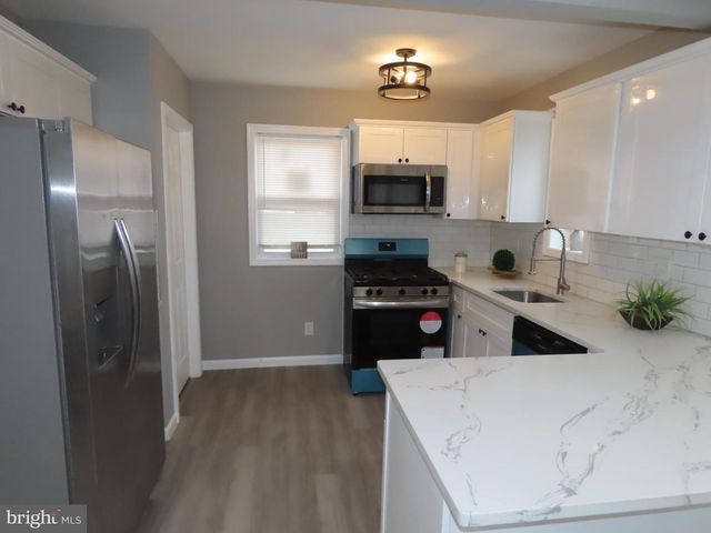 171 BUNCHE BLVD, Wilmington, DE 19801