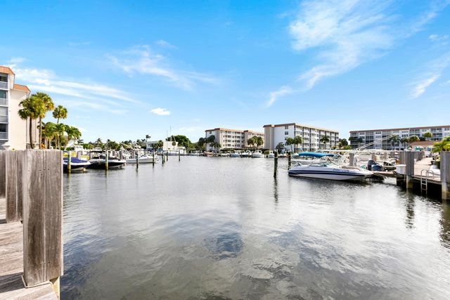 930 Dogwood Drive 457, Delray Beach, FL 33483