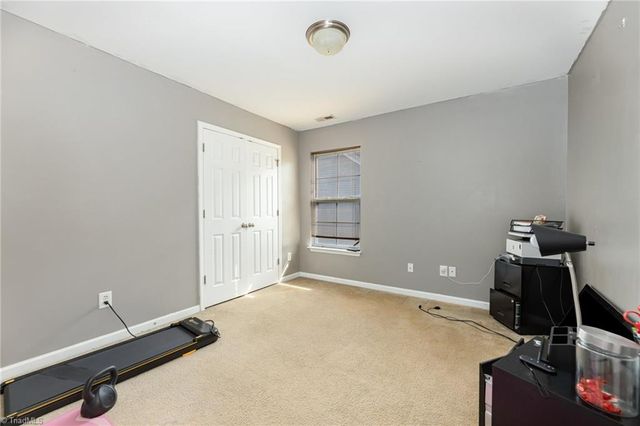 8 Coriander Court, Greensboro, NC 27406