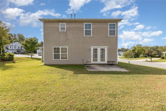 8 Coriander Court, Greensboro, NC 27406