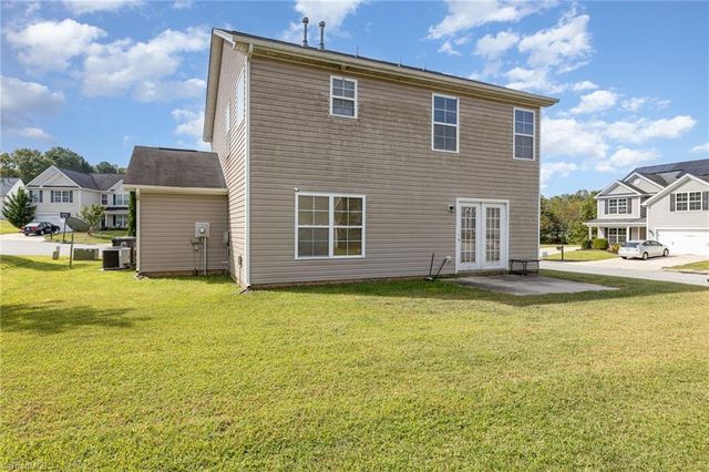 8 Coriander Court, Greensboro, NC 27406