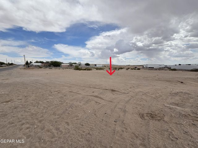 14188 Fortuna Street, Clint, TX 79928