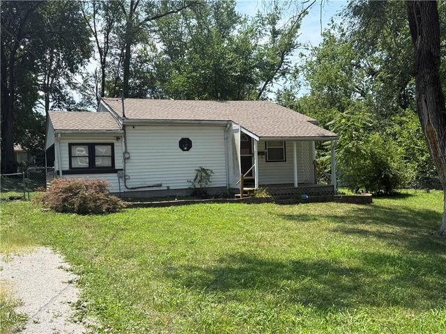 937 Dorothy Drive, Excelsior Springs, MO 64024