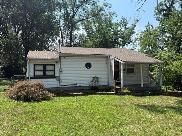 937 Dorothy Drive, Excelsior Springs, MO 64024