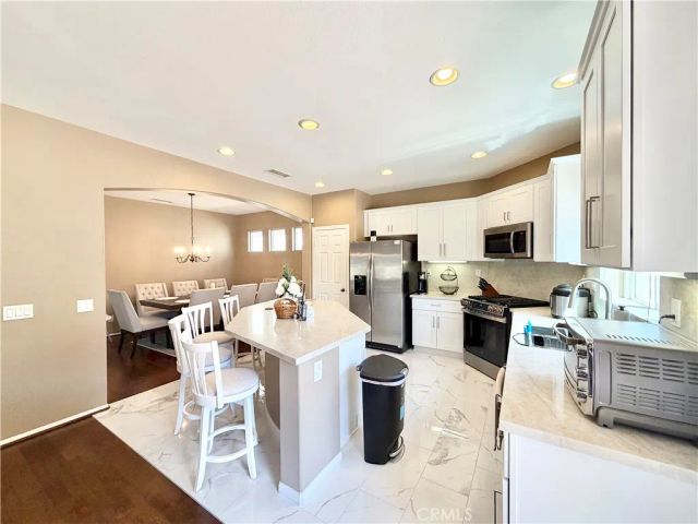 33517 Cedar Creek Lane, Lake Elsinore, CA 92532