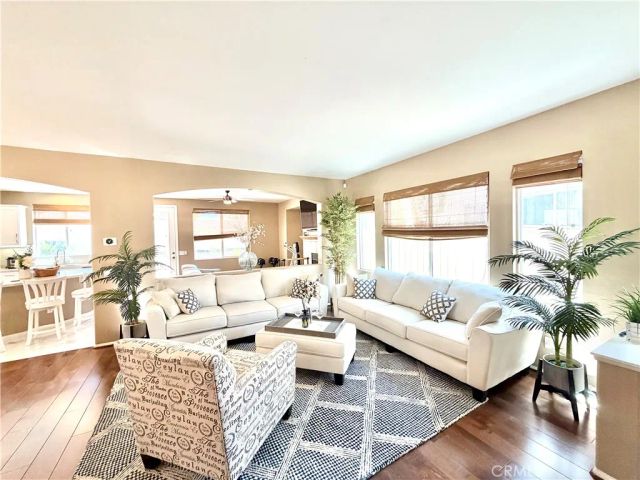 33517 Cedar Creek Lane, Lake Elsinore, CA 92532
