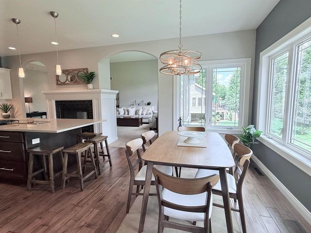 1401 Blue Ridge Trail, Waunakee, WI 53597