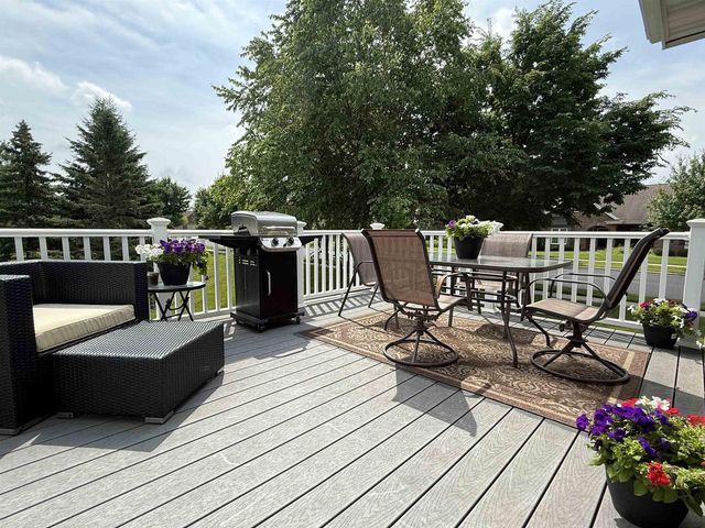 1401 Blue Ridge Trail, Waunakee, WI 53597