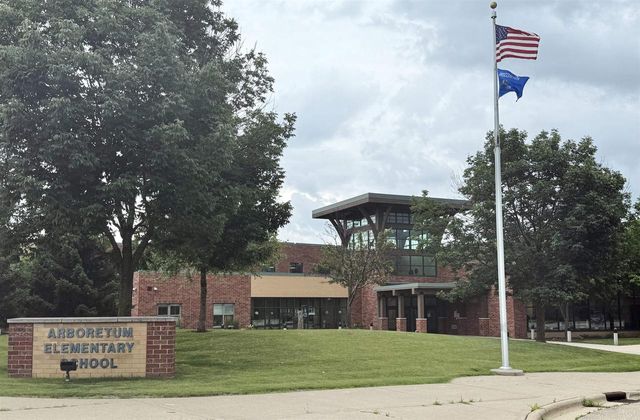 1401 Blue Ridge Trail, Waunakee, WI 53597