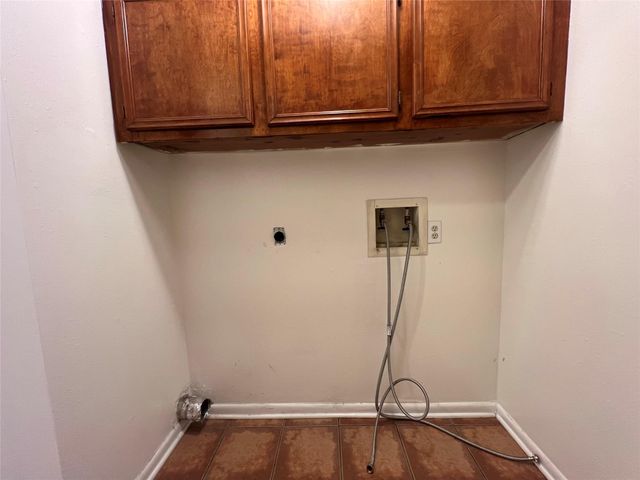3008 Manor Lane B, Huntsville, TX 77340