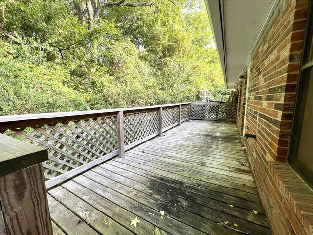 3008 Manor Lane B, Huntsville, TX 77340