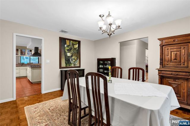 3 Bluefield Court, Hillsdale, NJ 07642