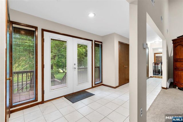 3 Bluefield Court, Hillsdale, NJ 07642