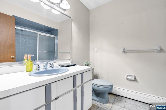 3 Bluefield Court, Hillsdale, NJ 07642