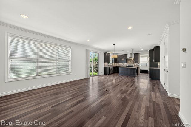 4702 Mankato Avenue, Royal Oak, MI 48073
