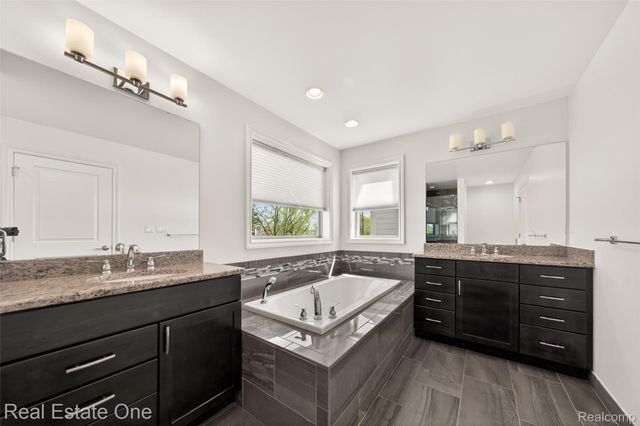 4702 Mankato Avenue, Royal Oak, MI 48073