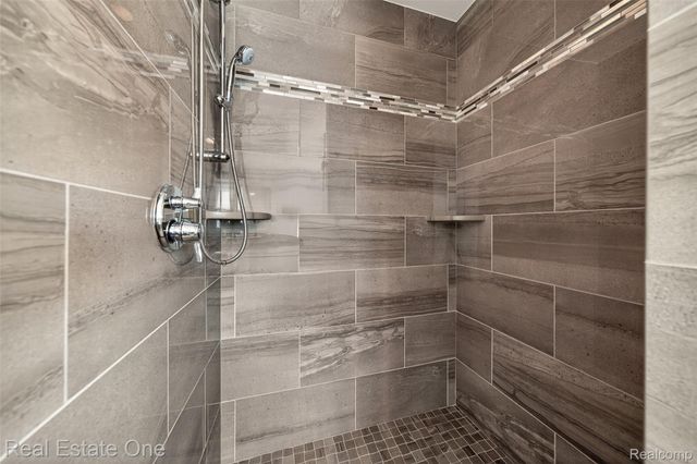 4702 Mankato Avenue, Royal Oak, MI 48073
