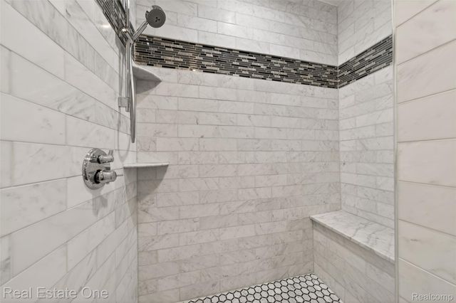4702 Mankato Avenue, Royal Oak, MI 48073