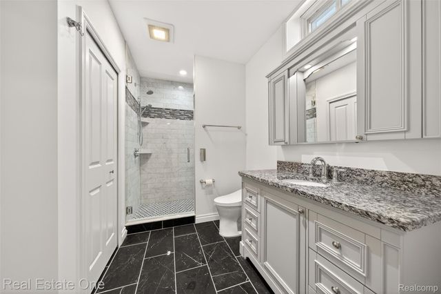 4702 Mankato Avenue, Royal Oak, MI 48073