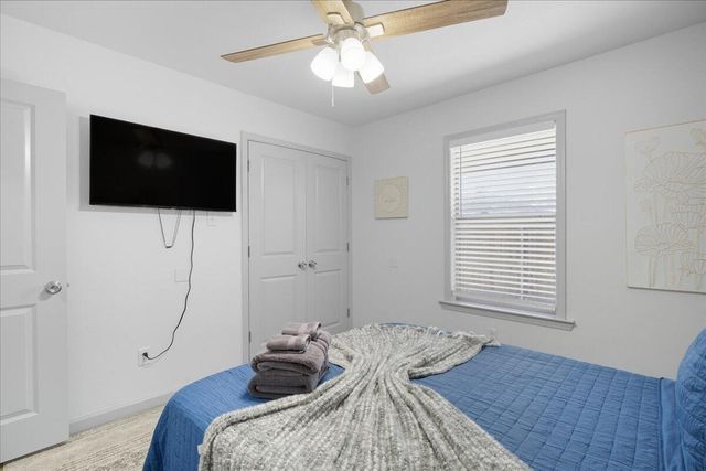 1202 N Evanston Avenue, Lubbock, TX 79416