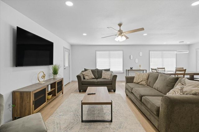 1202 N Evanston Avenue, Lubbock, TX 79416