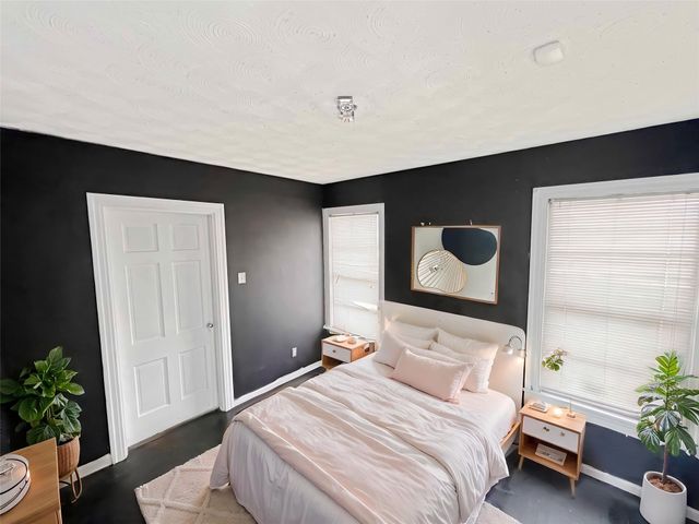 1010 Winters Street, Dallas, TX 75216