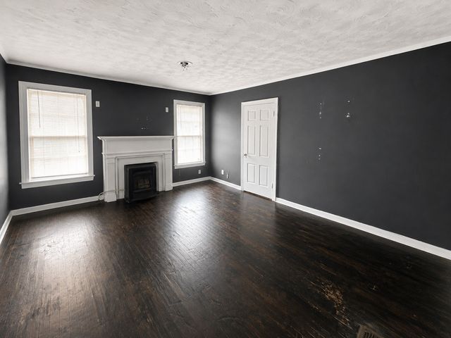 1010 Winters Street, Dallas, TX 75216