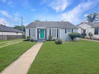 1010 Winters Street, Dallas, TX 75216