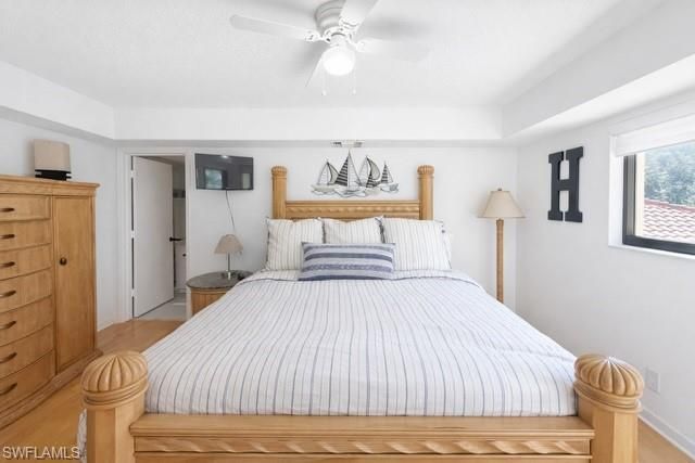 6040 Pelican Bay BLVD # D101, Naples, FL 34108