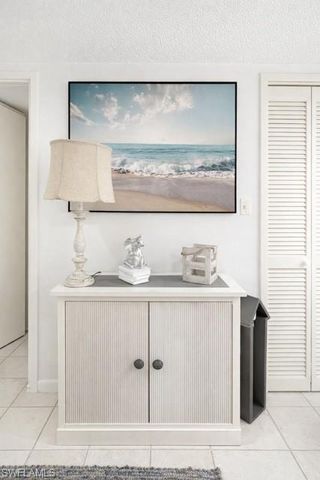 6040 Pelican Bay BLVD # D101, Naples, FL 34108