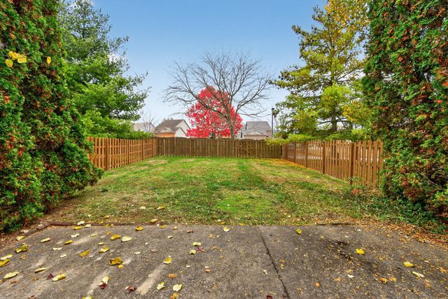 2308 Stone Garden Lane, Lexington, KY 40513