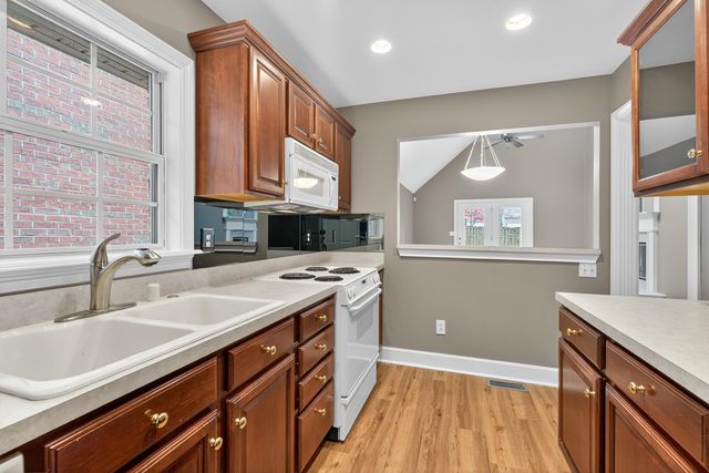 2308 Stone Garden Lane, Lexington, KY 40513