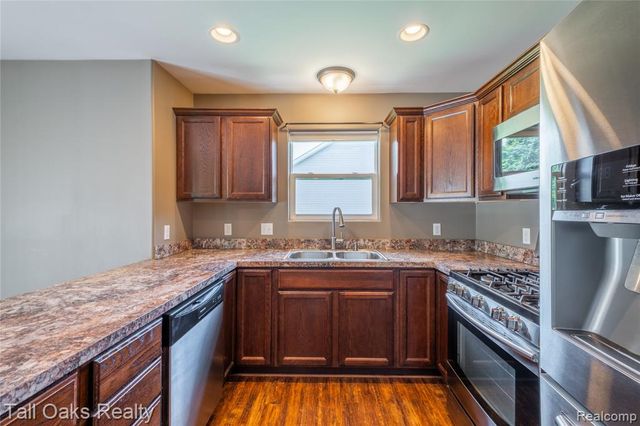 291 Golfside Drive, Lapeer, MI 48446