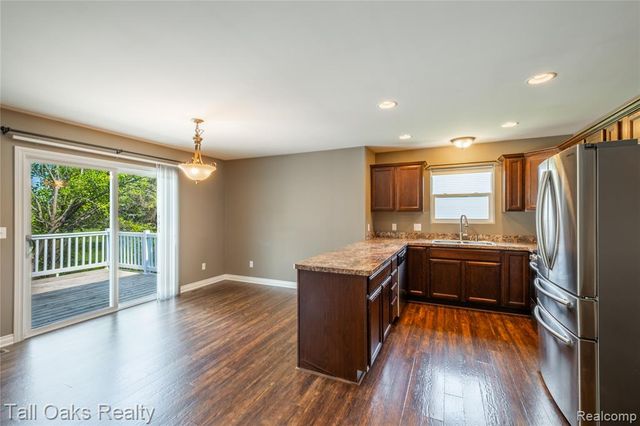 291 Golfside Drive, Lapeer, MI 48446