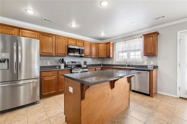 5005 Bay Court, Rogers, AR 72758