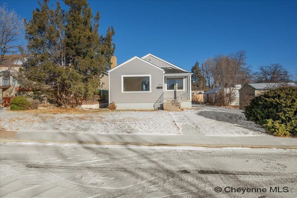 1920 E 22ND ST, Cheyenne, WY 82001