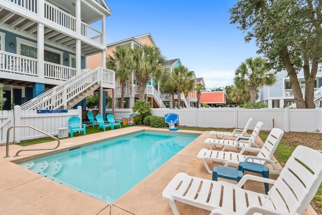 1609 North Dogwood Dr., Surfside Beach, SC 29575