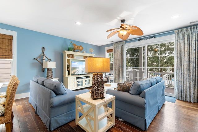 1609 North Dogwood Dr., Surfside Beach, SC 29575