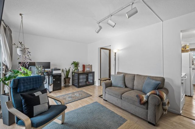 8857 42nd Avenue N, New Hope, MN 55427