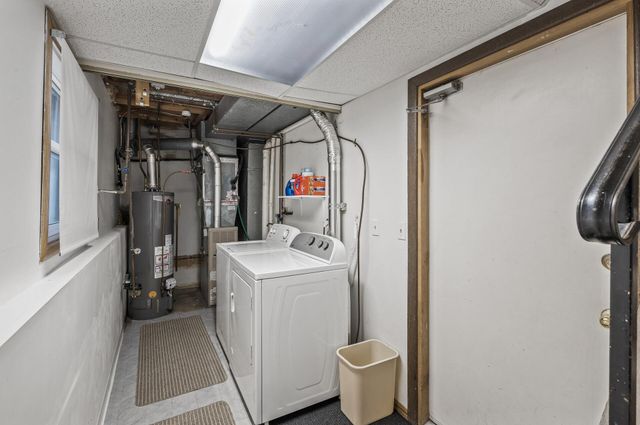 8857 42nd Avenue N, New Hope, MN 55427