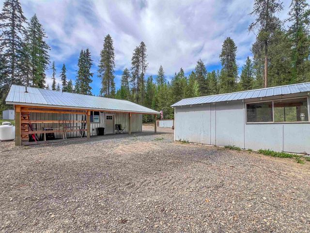 3402 Larkspur Way, Kettle Falls, WA 99141