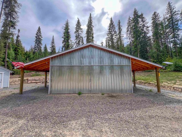3402 Larkspur Way, Kettle Falls, WA 99141