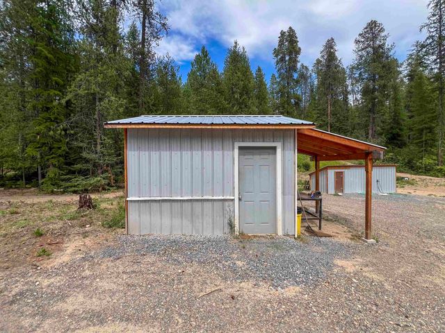 3402 Larkspur Way, Kettle Falls, WA 99141